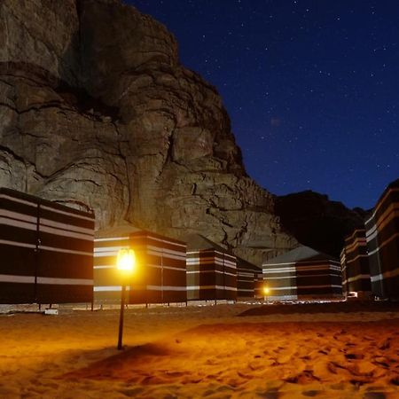 Star City Camp Wadirum Wadi Rum Exterior foto