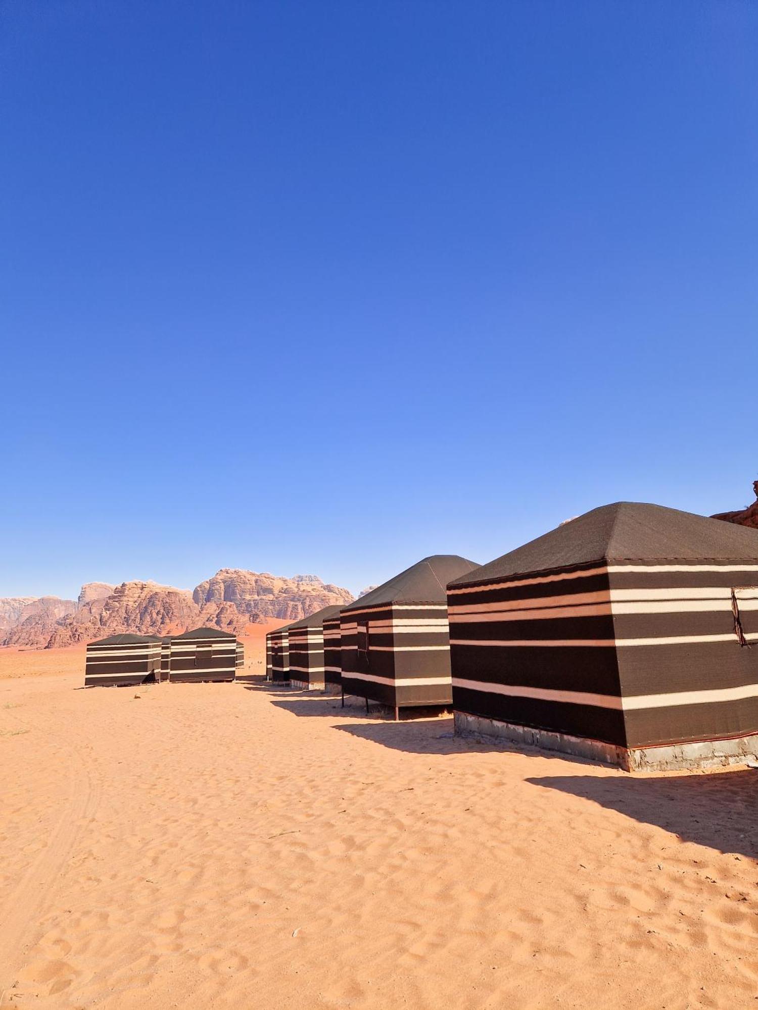 Star City Camp Wadirum Wadi Rum Exterior foto