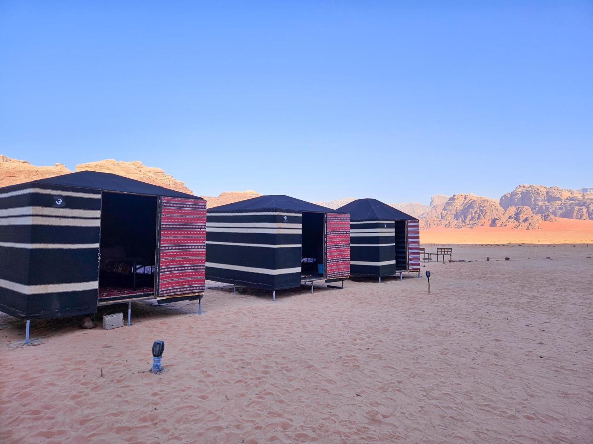 Star City Camp Wadirum Wadi Rum Exterior foto
